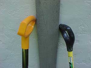 Shovel with an angle 